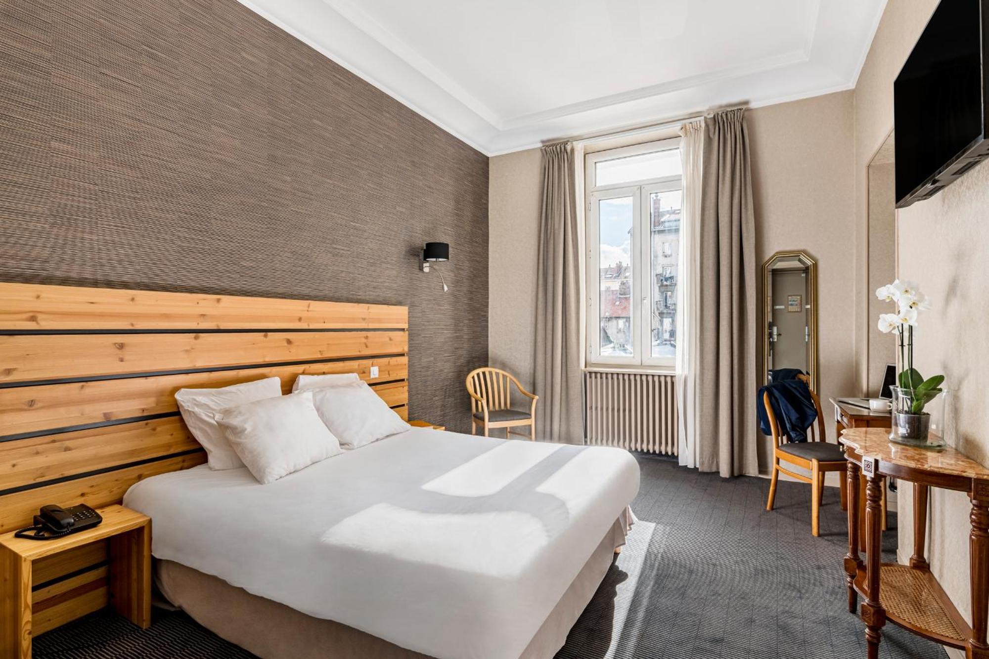 Hotel Terminus Гренобль Экстерьер фото
